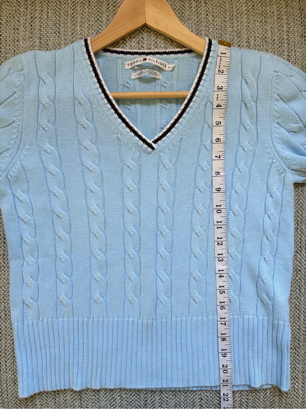 Tommy Hilfiger Pale Blue Cable-Knit V-Neck Sweater with Navy Trim-00B - Picture 8 of 9
